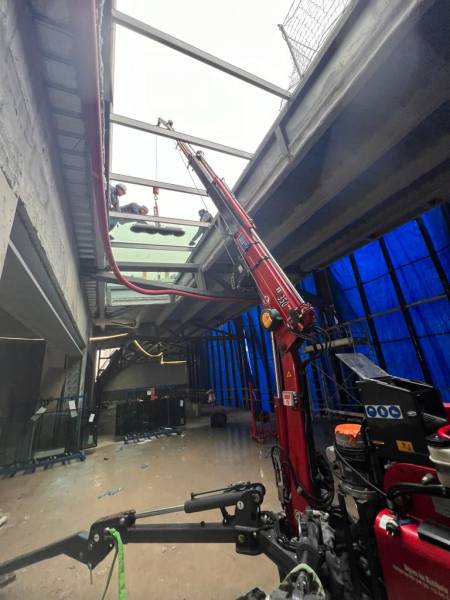 Location d'une MINI GRUE KEGIOM SPYDER 350 à Lyon