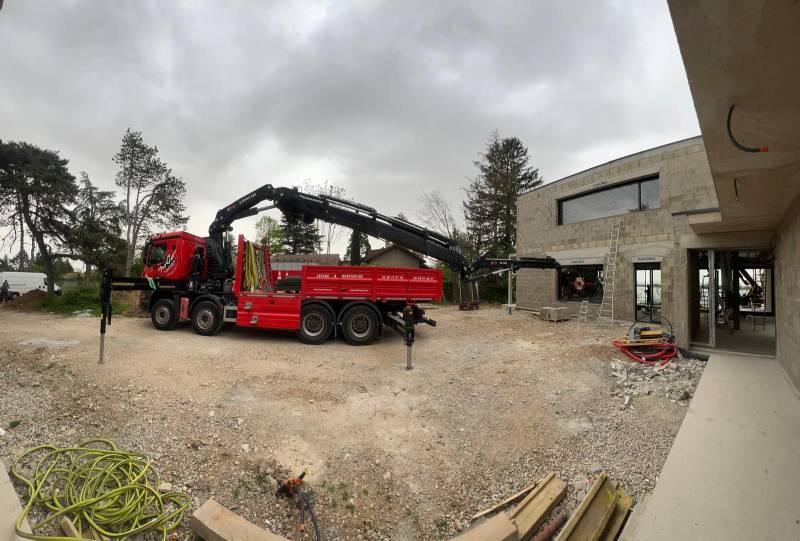 Aide à la pose de vitrages / manutention de précision à Décines Meyzieu Grand Large (69)