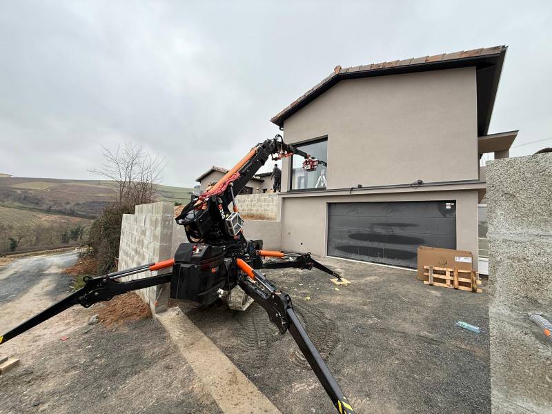 Aide à la pose de vitrages en pareclose intérieure à Vaux en Beaujolais (69)