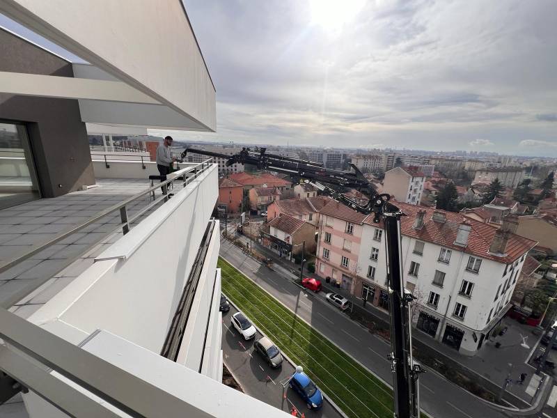 Location GRUE HIAB 638 JIB ET TREUIL sur Porteur MERCEDES AROCS 8X4 avec opérateur