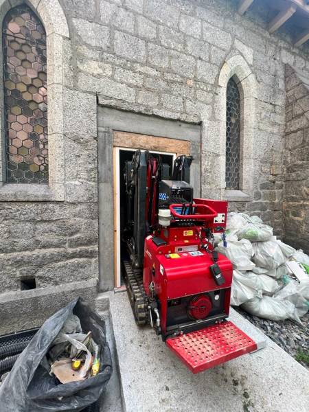 Location d'une mini grue araignée sur chenilles KEGIOM SPYDER 350 à Lyon