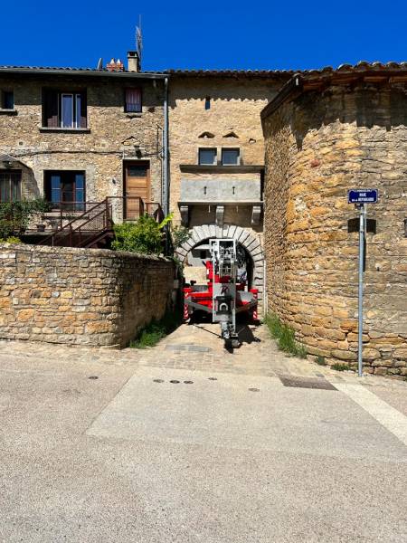 Location d'une GRUE KLAAS K400 Rhx avec opérateur en région Rhône-Alpes