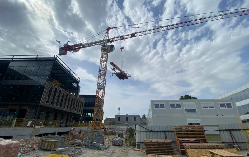 Location d'une NACELLE SUR REMORQUE AUTOMOTRICE KLAAS K400 30m de hauteur & 21m de déport