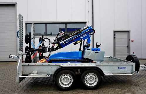 Location d'un ROBOT A VITRAGES SUR CHENILLES XRG800 pour terrains difficiles en Rhône-Alpes